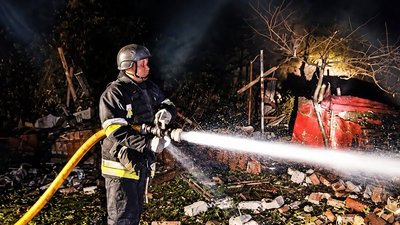 На Кіровоградщині внаслідок російської атаки пошкоджена приватна оселя На Кіровоградщині внаслідок російської атаки пошкоджена приватна оселя