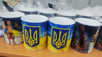 Збирали гроші для ЗСУ і тренувалися просто неба – у Житомирі побував український боксер Денис Берінчик Збирали гроші для ЗСУ і тренувалися просто неба – у Житомирі побував український боксер Денис Берінчик