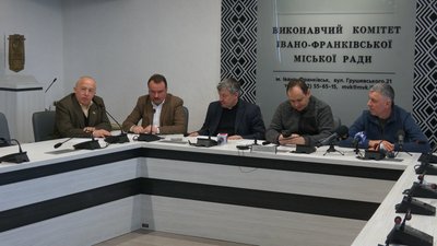 В Івано-Франківську впроваджуватимуть проєкт утилізації ртутьвмісних речовин В Івано-Франківську впроваджуватимуть проєкт утилізації ртутьвмісних речовин