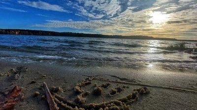 Річка Тетерів у житомирському Гідропарку Річка Тетерів у житомирському Гідропарку