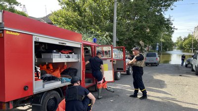 Четверта доба після підриву Каховської ГЕС. Яка ситуація на Херсонщині Четверта доба після підриву Каховської ГЕС. Яка ситуація на Херсонщині