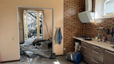 Офіс "Лікарів без кордонів" після обстрілу Покровська, 5 квітня 2024 рік Офіс "Лікарів без кордонів" після обстрілу Покровська, 5 квітня 2024 рік