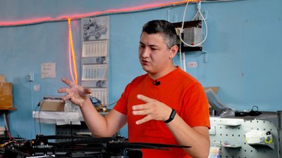Вдосконалюють і ремонтують техніку для військових — група інженерів у Сумах Вдосконалюють і ремонтують техніку для військових — група інженерів у Сумах
