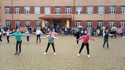 Виступи учнів, квест, похід у кіно: як в Ужгородській школі №6 проведуть 1 вересня