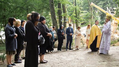 Родичі загиблих героїв Тернопільщини прибули на реколекцію до Зарваниці Родичі загиблих героїв Тернопільщини прибули на реколекцію до Зарваниці