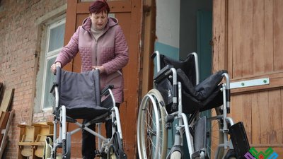 Для потреб осіб з інвалідністю передали інвалідні візки. Для потреб осіб з інвалідністю передали інвалідні візки.