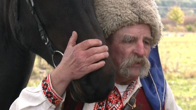 Коняр у третьому поколінні зі Старокостянтинова допомагає військовим через іпотерапію