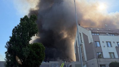 Наслідки атаки РФ в Оболонському районі. Київ, 2 липня 2026 року