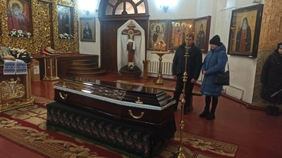 Загинув на Донеччині: у Житомирі попрощалися із військовослужбовцем Денисом Місюрою Загинув на Донеччині: у Житомирі попрощалися із військовослужбовцем Денисом Місюрою