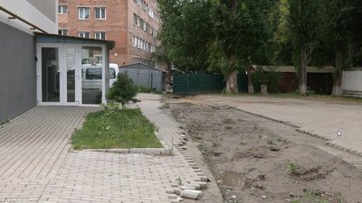У "Рівнетеплоенерго" розповіли, чому так довго не засипали ями після заміни тепломереж