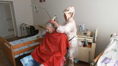 Робили фото та зачіски: як волонтери допомогли хоспісу біля Рівного