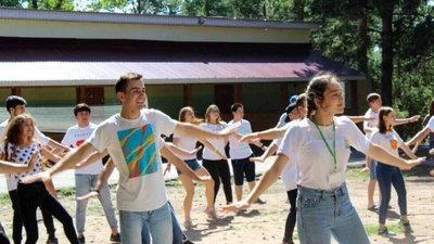 Тренінги, воркшопи, квести та турнір з міні-футболу: як відзначатимуть День молоді на Дніпропетровщині