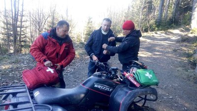 Не витримав підйому на Говерлу: в горах Закарпаття рятували туриста з Київщини