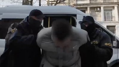 ФСБ затримала жителя Севастополя, обвинувачує у підготовці до теракту проти топвійськового