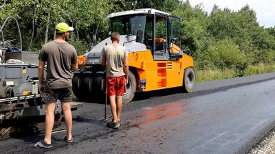 На Івано-Франківщині відремонтували 85 кілометрів шляхів