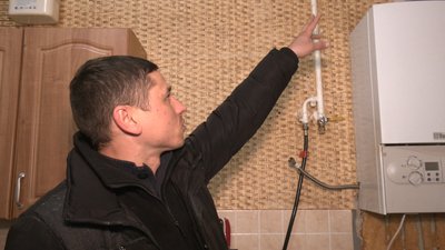 "Знепритомнів у коридорі": отруєння родини чадним газом на Волині вивчає комісія "Знепритомнів у коридорі": отруєння родини чадним газом на Волині вивчає комісія