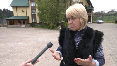Недосяжний Вишків. Село на Франківщині втрачає туристів через погану дорогу