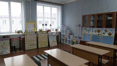 Мільйон гривень на ремонт ліцею, де навчаються: як одинадцятикласники із Михайло-Коцюбинського виграють гранти Мільйон гривень на ремонт ліцею, де навчаються: як одинадцятикласники із Михайло-Коцюбинського виграють гранти