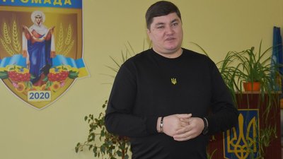 Зарплати голів сільських рад на Житомирщині за 2023 рік: аналіз статків Зарплати голів сільських рад на Житомирщині за 2023 рік: аналіз статків
