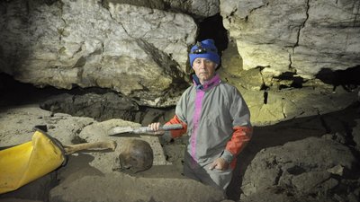 У печері на Тернопільщині виявили рештки людей
