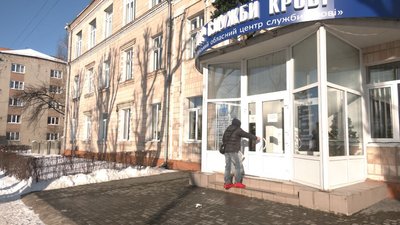 Заслуженого донора з Луцька звільнили з роботи. Каже – через донорські відпустки Заслуженого донора з Луцька звільнили з роботи. Каже – через донорські відпустки