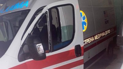Машину швидкої атакував FPV-дрон поблизу Гонтарівки