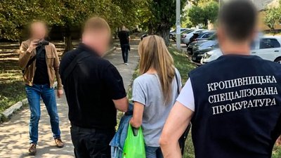 Секретарку ВЛК затримали після одержання грошей