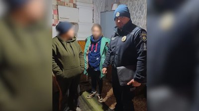 Вигнала з хати дочку, а потім побила: черкащанку судитимуть за домашнє насильство Вигнала з хати дочку, а потім побила: черкащанку судитимуть за домашнє насильство