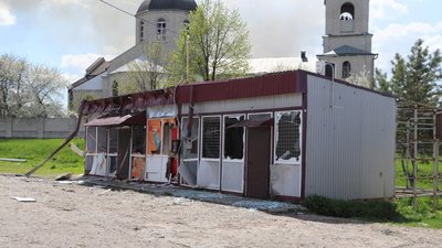 Міськрада показала звільнену Руську Лозову після двох місяців російської окупації Міськрада показала звільнену Руську Лозову після двох місяців російської окупації