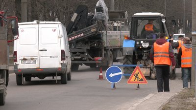 У Рівному стартував ямковий ремонт вулиць. Як це відбувається У Рівному стартував ямковий ремонт вулиць. Як це відбувається