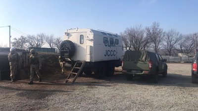 Через обстріл КПВВ у Золотому в ОБСЄ передали ноту протесту