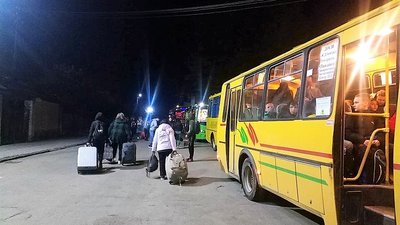 До Мукачева прибули діти-сироти, яких доправлять на тимчасовий прихисток до Туреччини