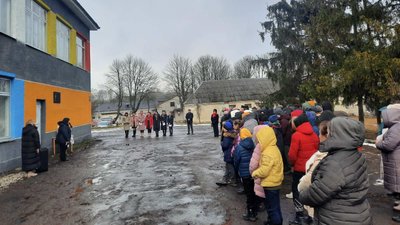 На Тернопільщині відкрили меморіальну дошку сотенному УПА На Тернопільщині відкрили меморіальну дошку сотенному УПА