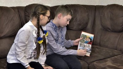 У Луцьку колядували Діти Небесного Легіону: зібрані гроші передадуть на потреби ЗСУ У Луцьку колядували Діти Небесного Легіону: зібрані гроші передадуть на потреби ЗСУ
