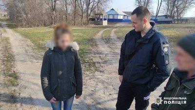 Шукали всю ніч: дітей знайшли у покинутій будівлі на Черкащині Шукали всю ніч: дітей знайшли у покинутій будівлі на Черкащині