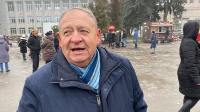 На Тернопільщині провели фестиваль колядників "Різдвяний промінь перемоги" На Тернопільщині провели фестиваль колядників "Різдвяний промінь перемоги"