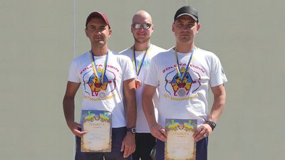 Сумчани стали третіми на чемпіонаті України зі стрільби з лука в Черкасах