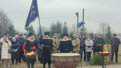 Заповідав, щоб дорогою до кладовища грали пісні улюблених гуртів: черкащани попрощалися із захисником Заповідав, щоб дорогою до кладовища грали пісні улюблених гуртів: черкащани попрощалися із захисником