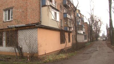 Шостий день без холодної води перебувають мешканці будинку в Черкасах