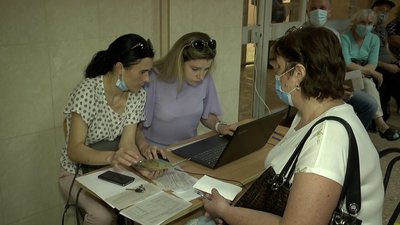 У Херсоні відкрили три пункти вакцинації від COVID-19 для всіх охочих У Херсоні відкрили три пункти вакцинації від COVID-19 для всіх охочих