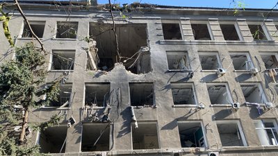 Атака РФ на Одесу 2 вересня 2026 року, офісне приміщення
