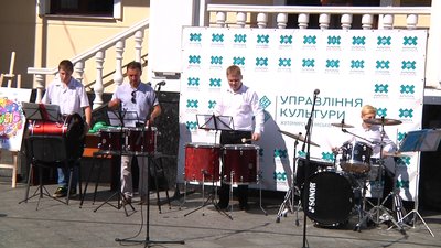 У Житомирі для дітей вперше організували культурно-мистецькі табори – навчають музиці та вокалу