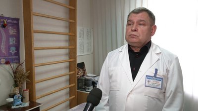 У Рівному в лікарні реформують фізіотерапевтичне відділення. Пацієнти проти У Рівному в лікарні реформують фізіотерапевтичне відділення. Пацієнти проти