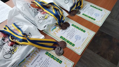 У Сумах відбувся чемпіонат області з вільної боротьби