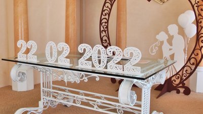 Дата з шістьма двійками - 22.02.2022 року - є сприятливою для створення родини, вважають нумерологи. Фото: Суспільне Поділля.