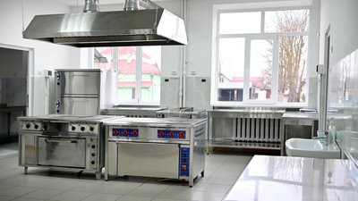 На Буковині оновили понад 30 шкільних харчоблоків та їдалень: скільки на це витратили
