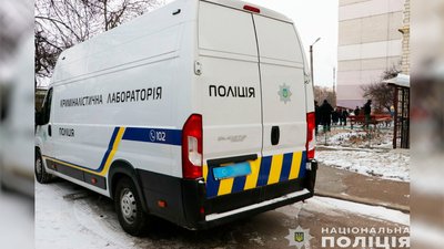 У підвалі багатоповерхівки у Чернігові внаслідок вибуху невідомого предмета загинув чоловік У підвалі багатоповерхівки у Чернігові внаслідок вибуху невідомого предмета загинув чоловік