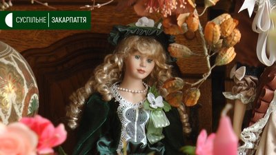 Перша порцелянова лялька Лариси Чмельової Перша порцелянова лялька Лариси Чмельової
