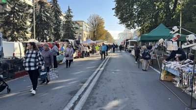 Ярмарок «Дари осені» проводять в Ужгороді