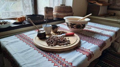 Кутя з чорносливом, грушки та пиріжки: як святкували Різдво у родині Франків